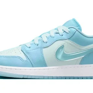 Air Jordan 1 Low Aquarius Blue